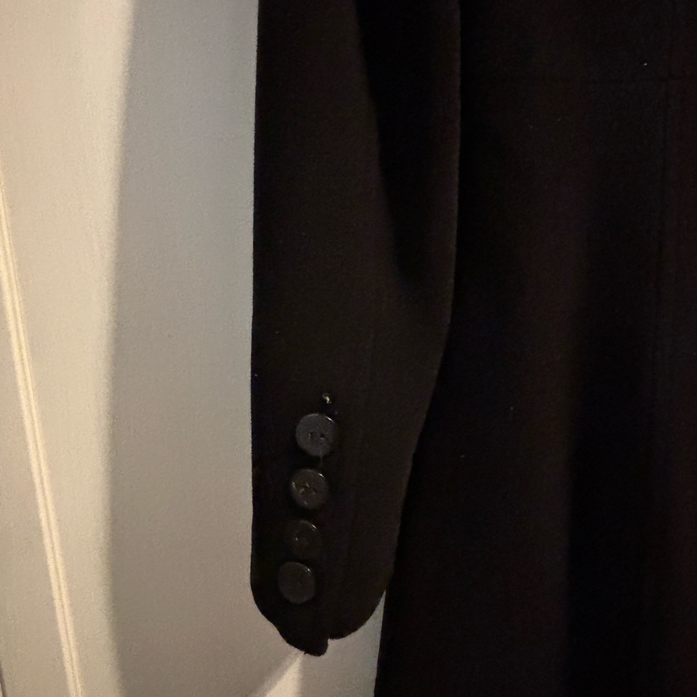 Larry Levine long Walking Coat, Black, Size 6 - Picture 3 of 6